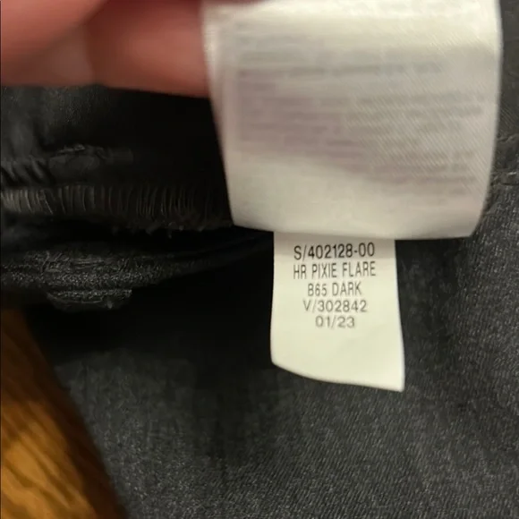 Old Navy High-Rise Pixie Flare Pants - Dark Gray - Picture 4 of 4